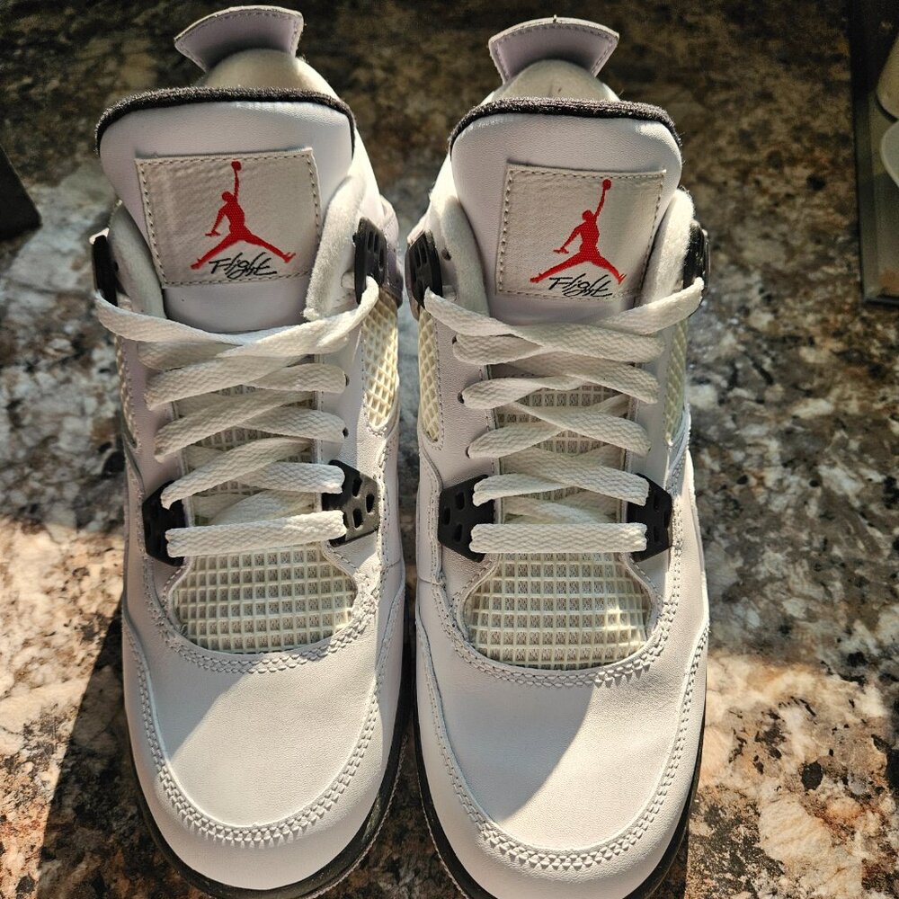 Air Jordan 4 Retro Cement Grey - Picture 2 of 5